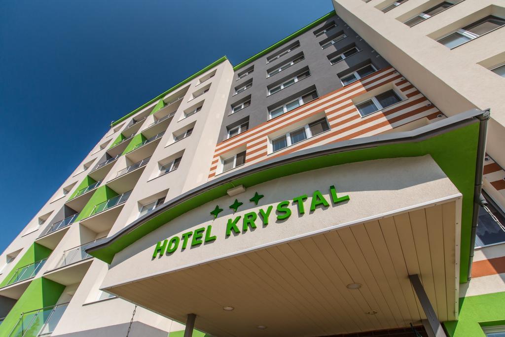 Hotel Krystal Hodonín Екстериор снимка